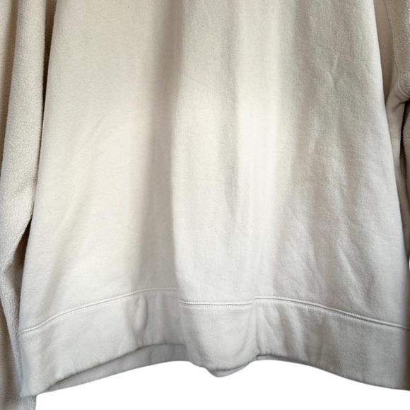 Monrow Women's Reverse Mix Teddy Fleece Sweatshirt
W/Side Zipper - Picture 11 of 16